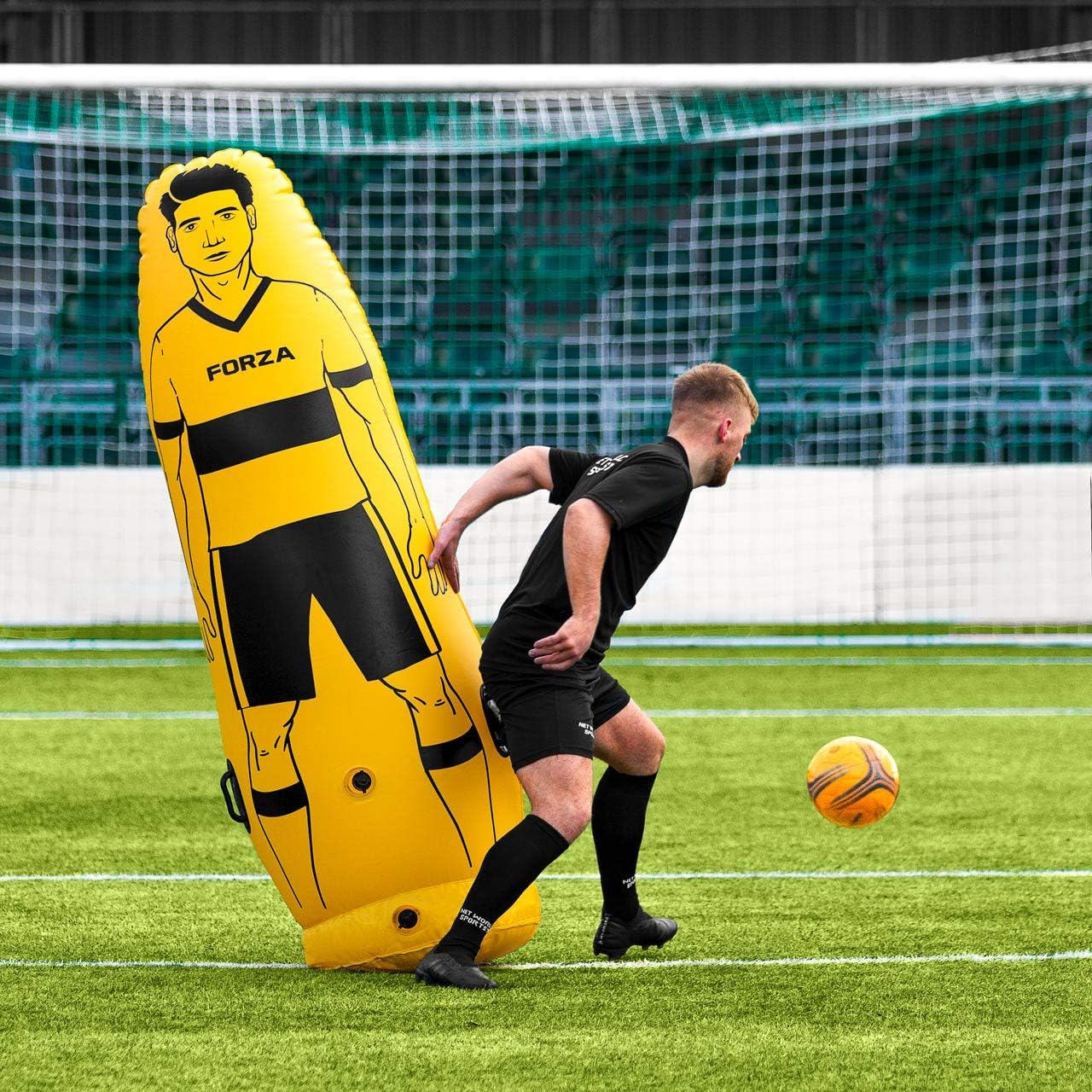 FORZAプロフットボール エアーマネキン ジュニアとシニア